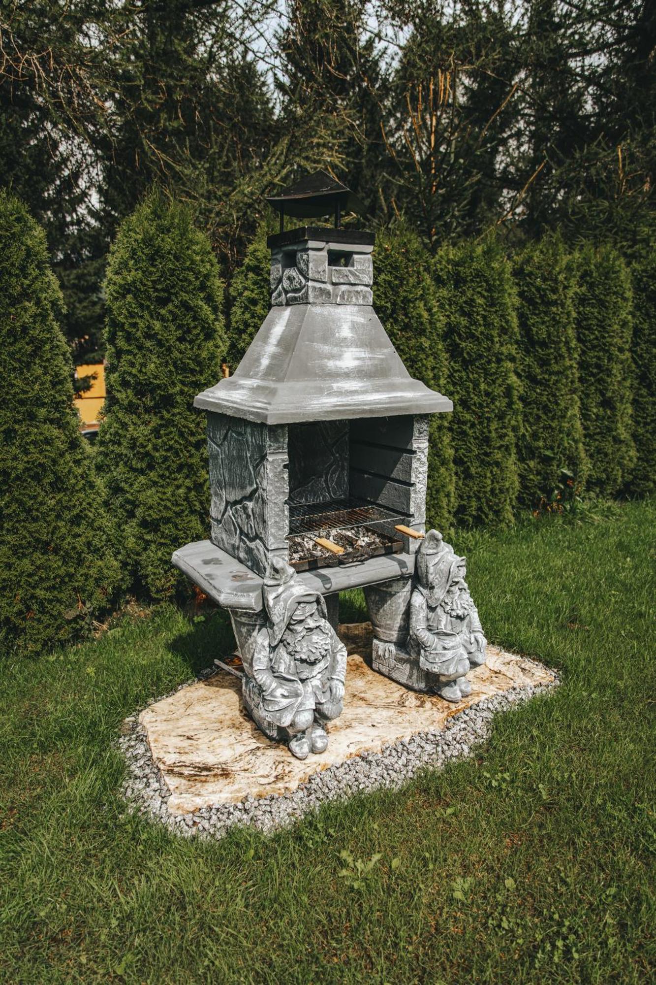Skrzaci Zakatek - Domek Z Prywatna Balia Z Jacuzzi Строне-Слёнске Экстерьер фото