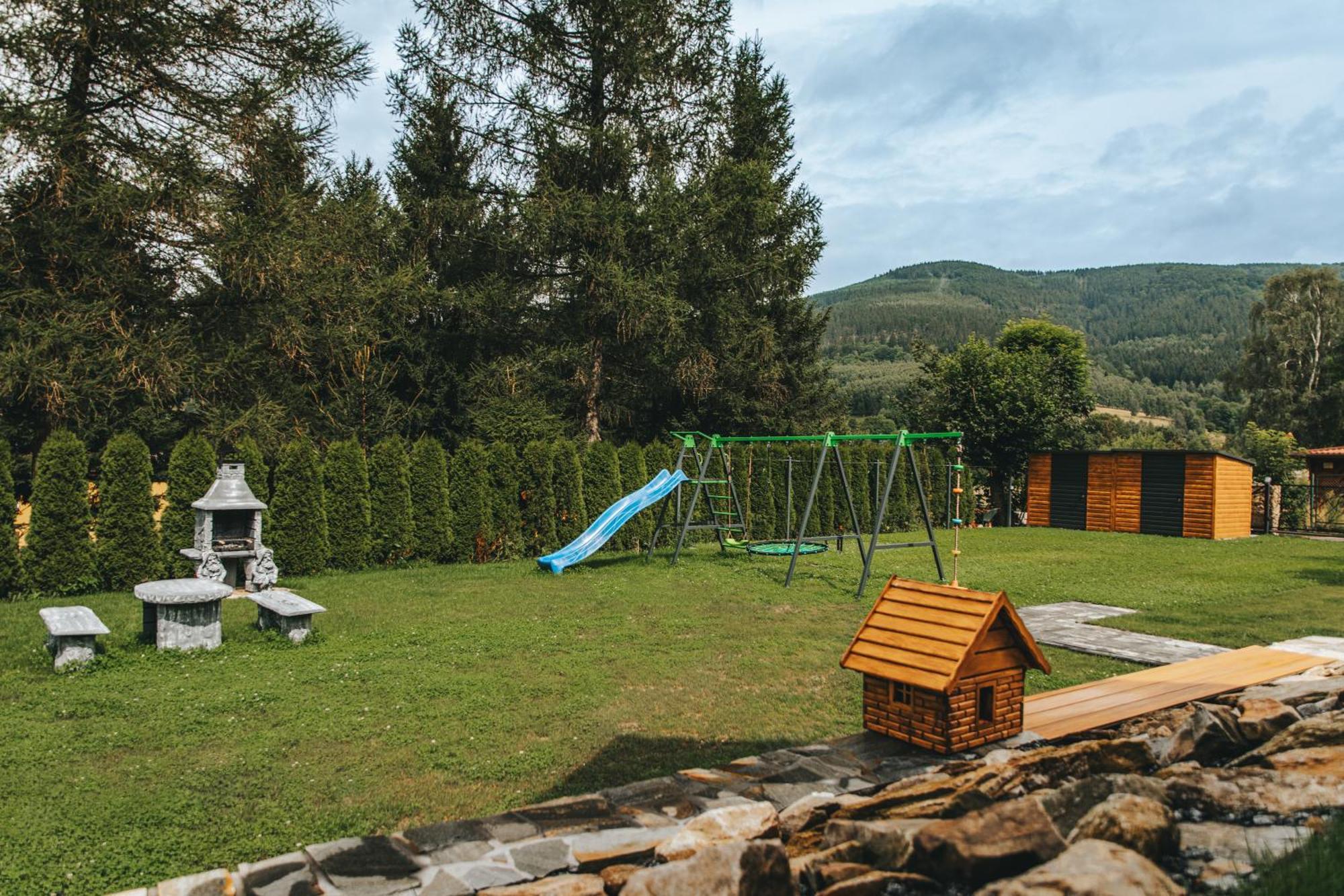 Skrzaci Zakatek - Domek Z Prywatna Balia Z Jacuzzi Строне-Слёнске Экстерьер фото